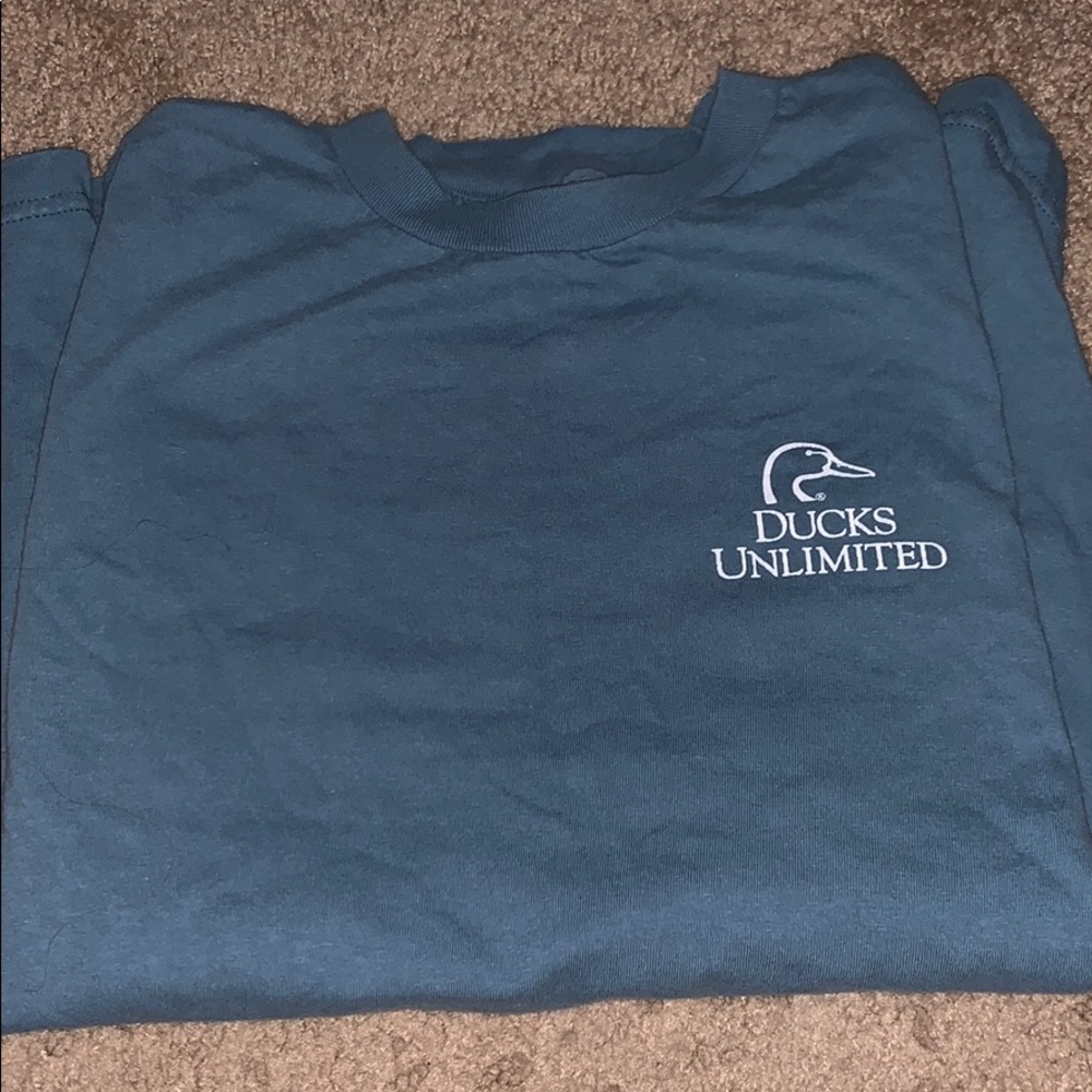 Ducks unlimited t shirt... long sleeve